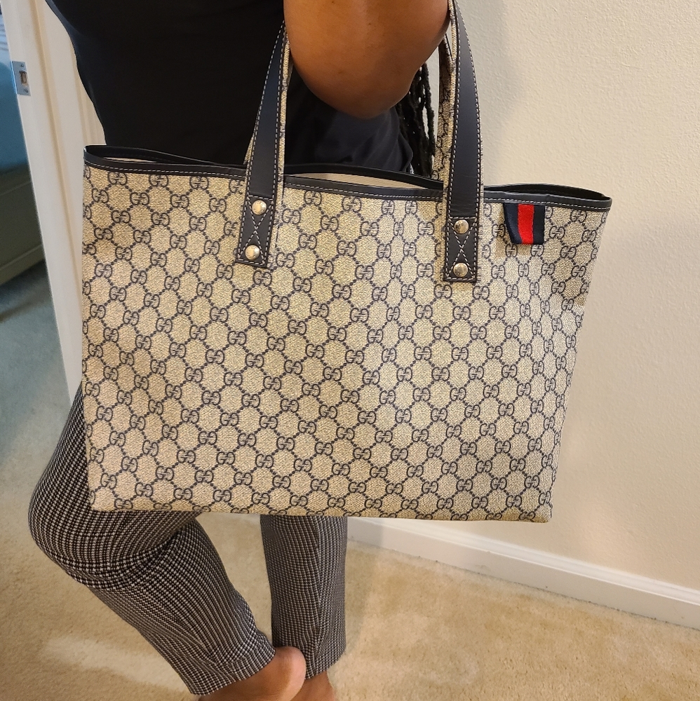 Gucci GG Tote Bag - Picture 9 of 9